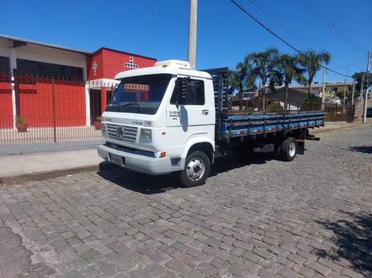 VOLKSWAGEN - 9-150 - 2009/2009 - Branca - R$ 165.000,00