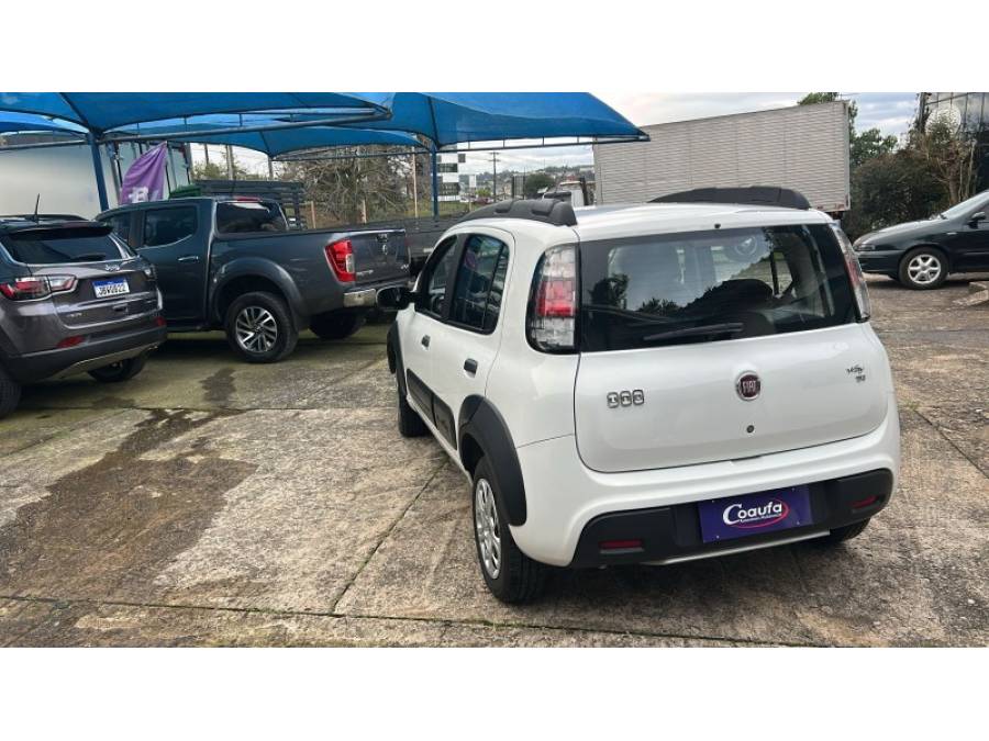 FIAT - UNO - 2014/2015 - Branca - R$ 42.900,00