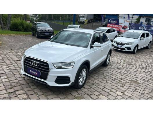 AUDI - Q3 - 2016/2017 - Branca - R$ 95.000,00