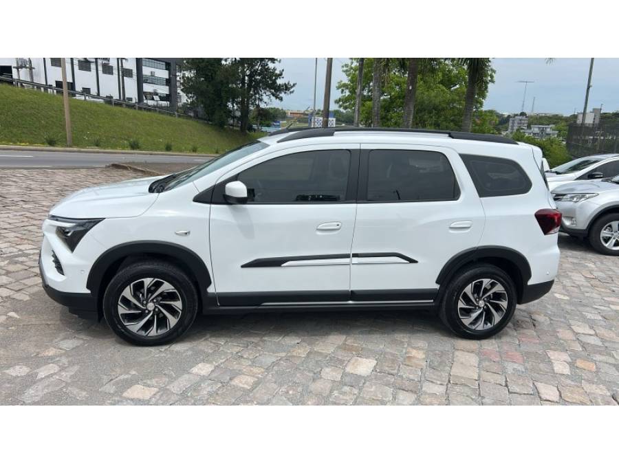 CHEVROLET - SPIN - 2024/2025 - Branca - R$ 138.000,00