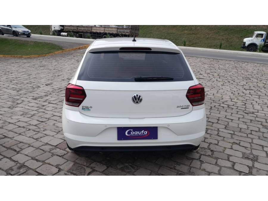 VOLKSWAGEN - POLO - 2019/2020 - Branca - R$ 80.000,00