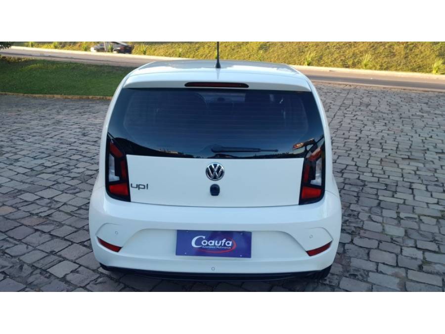 VOLKSWAGEN - UP - 2017/2018 - Branca - R$ 54.000,00