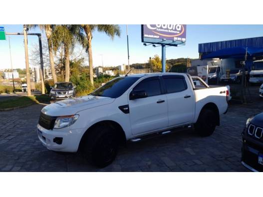 FORD - RANGER - 2014/2014 - Branca - R$ 101.000,00
