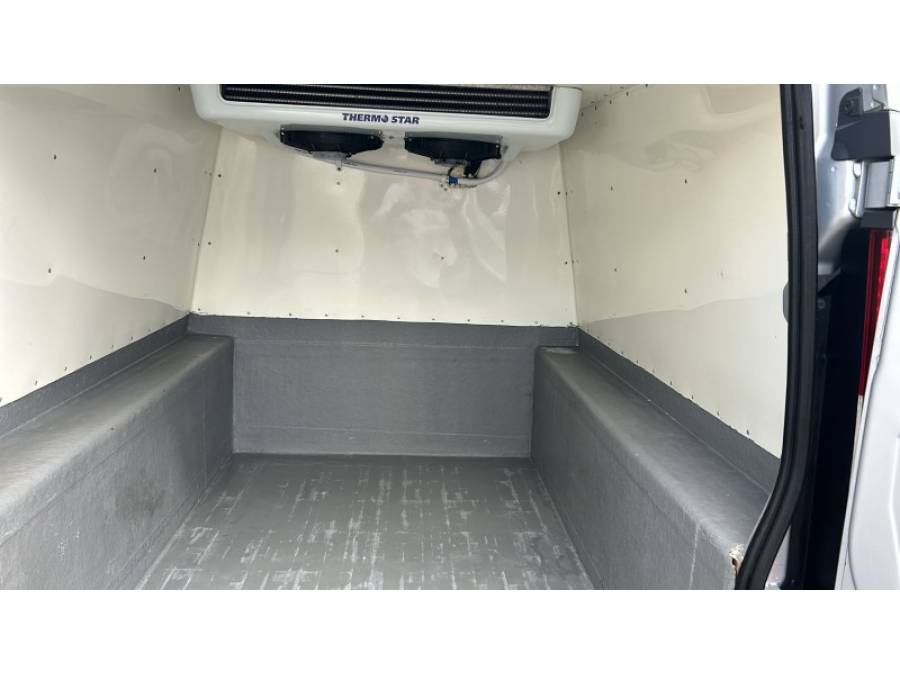 FIAT - FIORINO - 2018/2018 - Prata - R$ 74.900,00