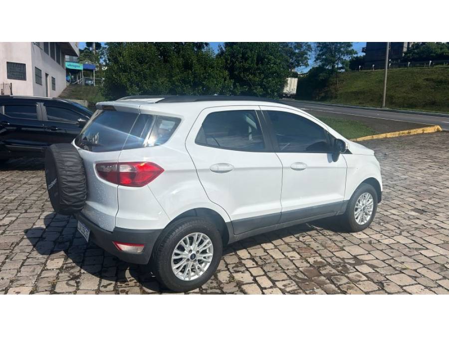 FORD - ECOSPORT - 2016/2017 - Branca - R$ 66.900,00