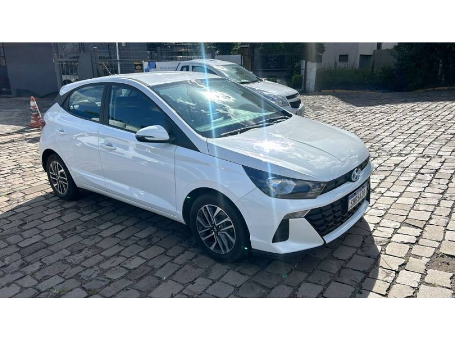 HYUNDAI - HB20 - 2022/2023 - Branca - R$ 72.500,00