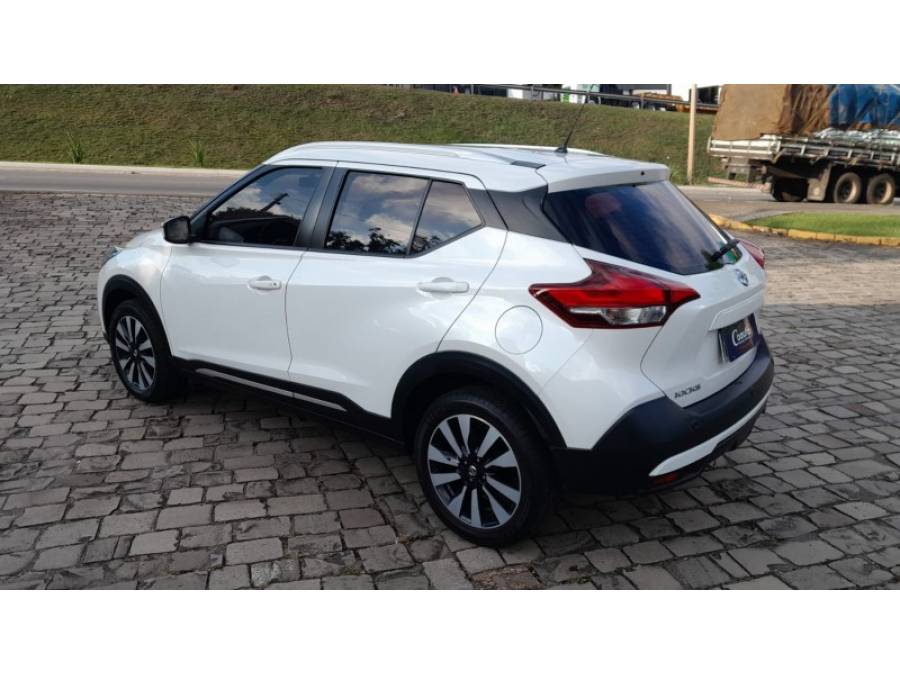 NISSAN - KICKS - 2018/2019 - Branca - R$ 88.900,00