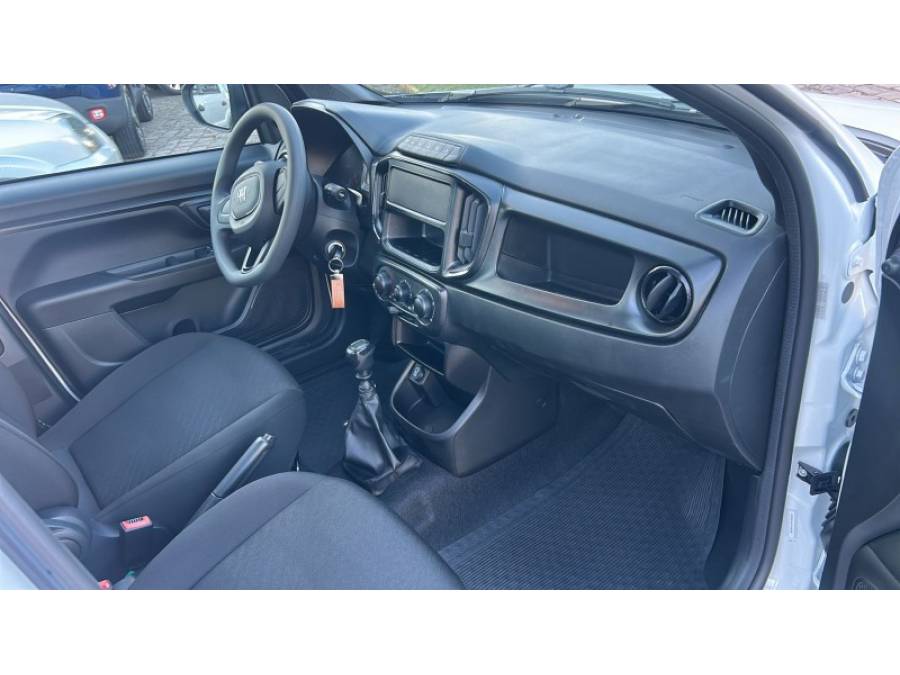 FIAT - STRADA - 2025/2025 - Branca - R$ 96.000,00