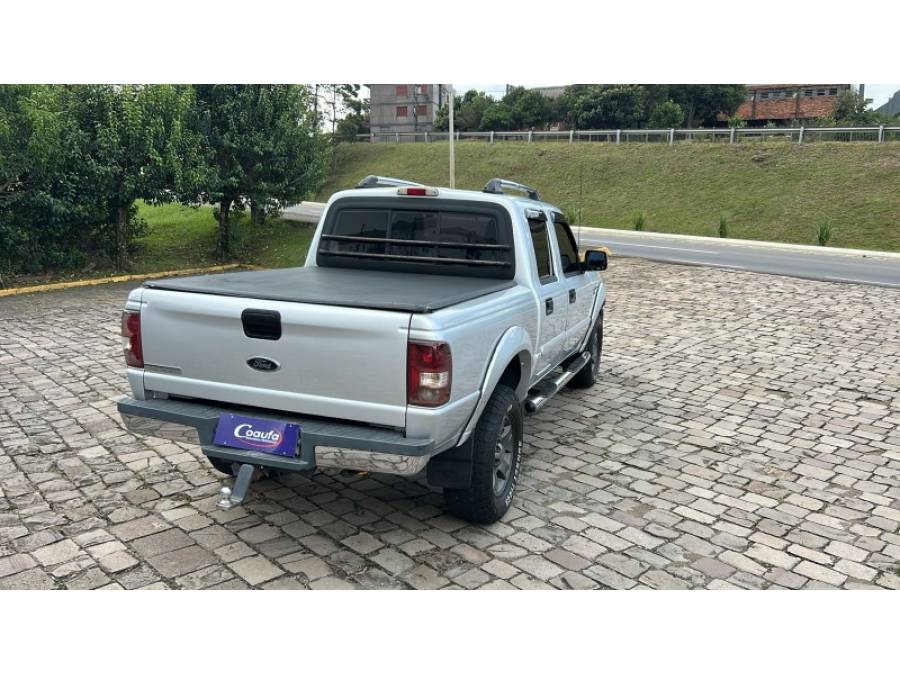FORD - RANGER - 2007/2008 - Prata - R$ 72.000,00