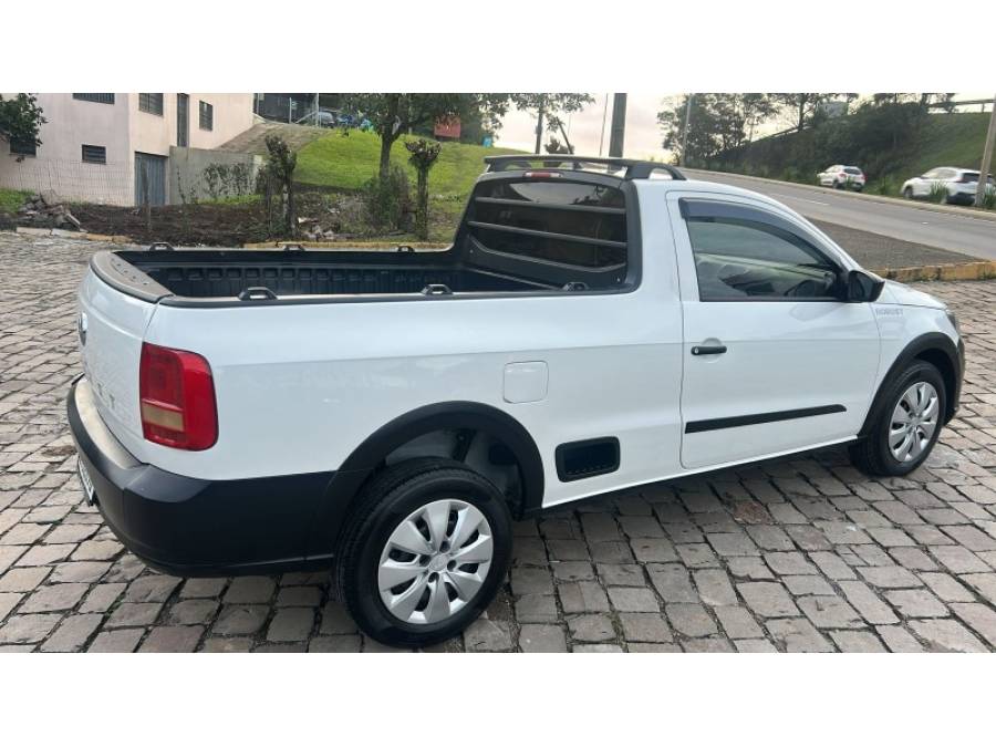 VOLKSWAGEN - SAVEIRO - 2017/2018 - Branca - R$ 53.000,00