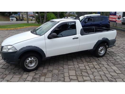 FIAT - STRADA - 2012/2013 - Branca - R$ 37.000,00