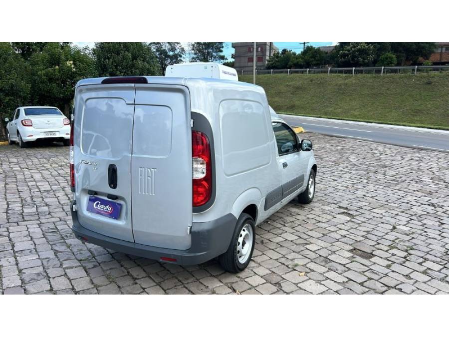 FIAT - FIORINO - 2018/2018 - Prata - R$ 74.900,00