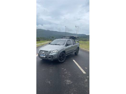 FIAT - STRADA - 2012/2012 - Cinza - R$ 51.000,00