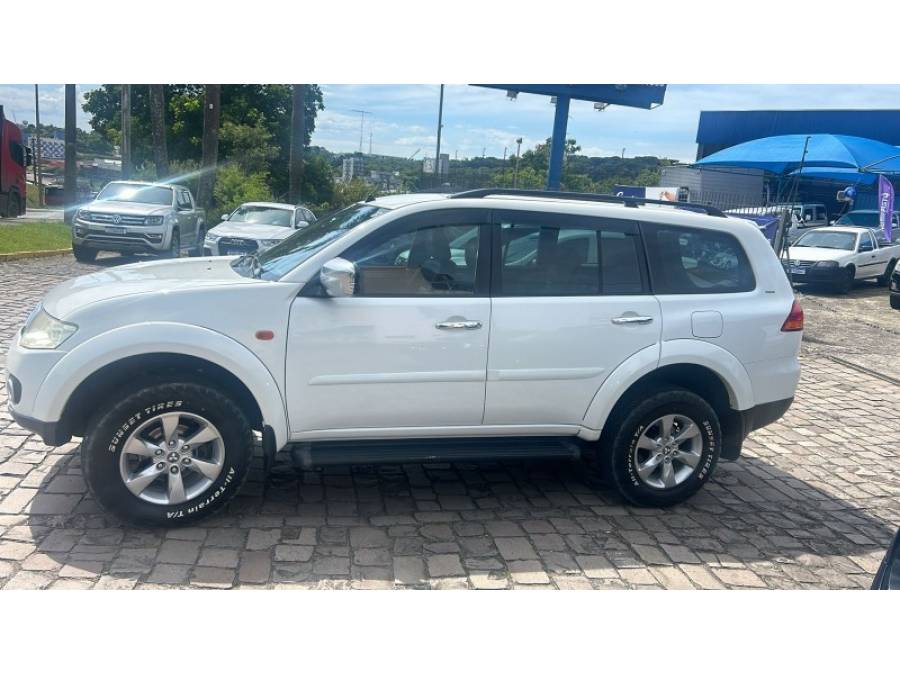 MITSUBISHI - PAJERO DAKAR - 2011/2012 - Branca - R$ 105.000,00
