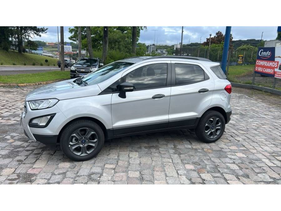 FORD - ECOSPORT - 2017/2018 - Prata - R$ 75.500,00