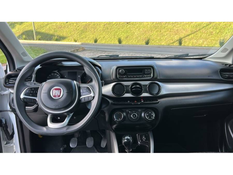 FIAT - ARGO - 2018/2018 - Branca - R$ 51.900,00