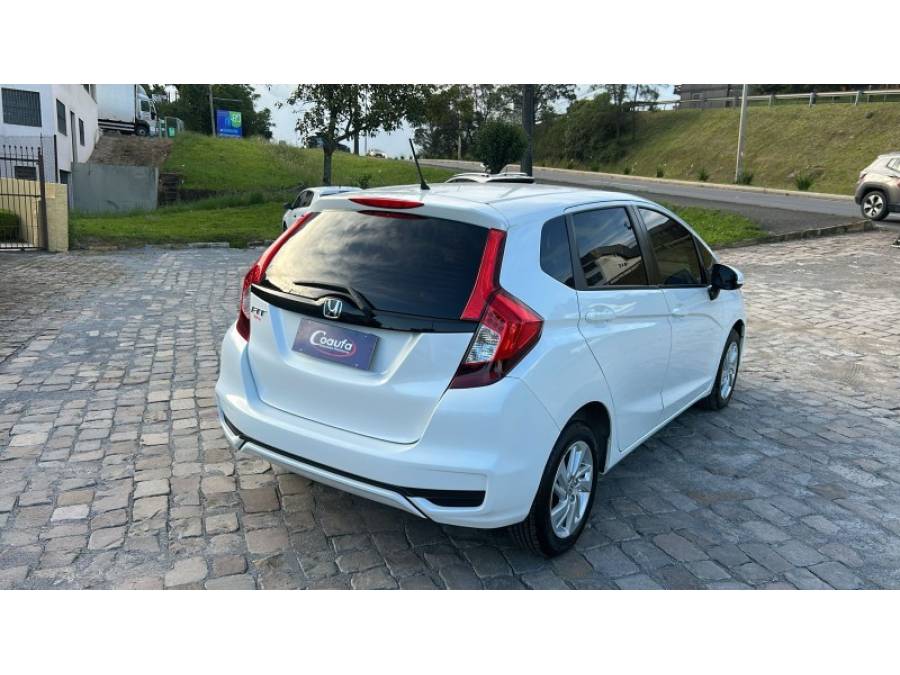 HONDA - FIT - 2021/2021 - Branca - R$ 79.900,00