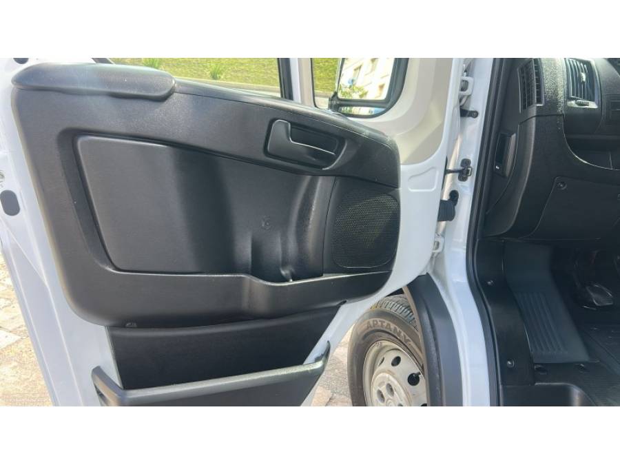 FIAT - DUCATO - 2017/2018 - Branca - R$ 144.000,00