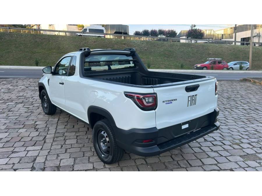 FIAT - STRADA - 2025/2025 - Branca - R$ 96.000,00