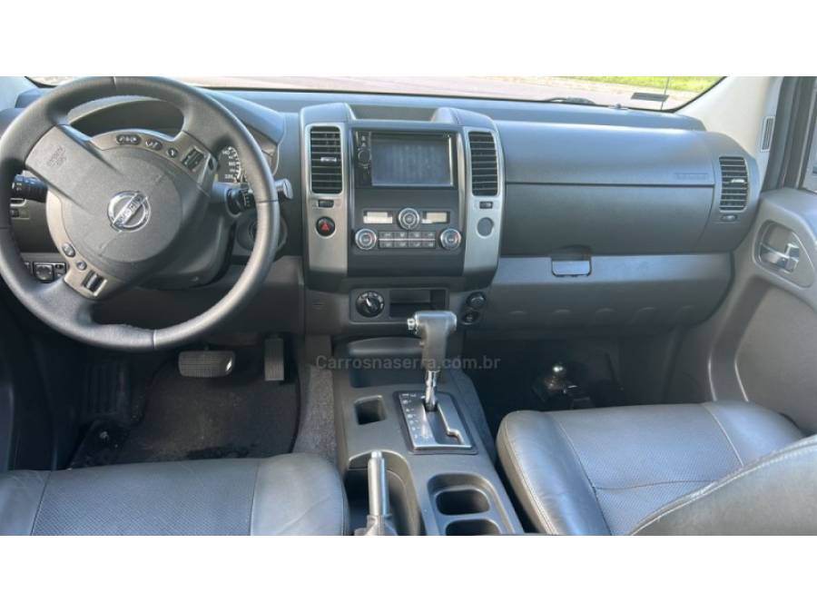 NISSAN - FRONTIER - 2015/2015 - Prata - R$ 117.000,00