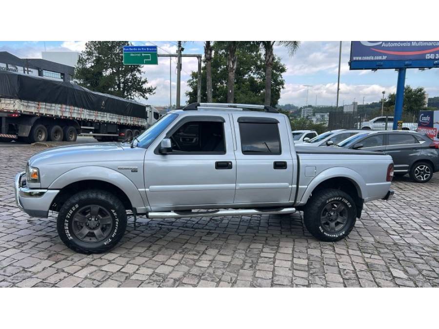 FORD - RANGER - 2007/2008 - Prata - R$ 72.000,00