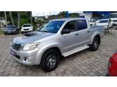 TOYOTA - HILUX - 2014/2014 - Prata - R$ 108.000,00
