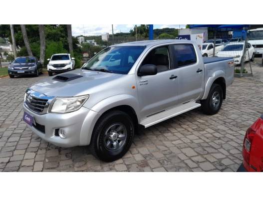 TOYOTA - HILUX - 2014/2014 - Prata - R$ 108.000,00