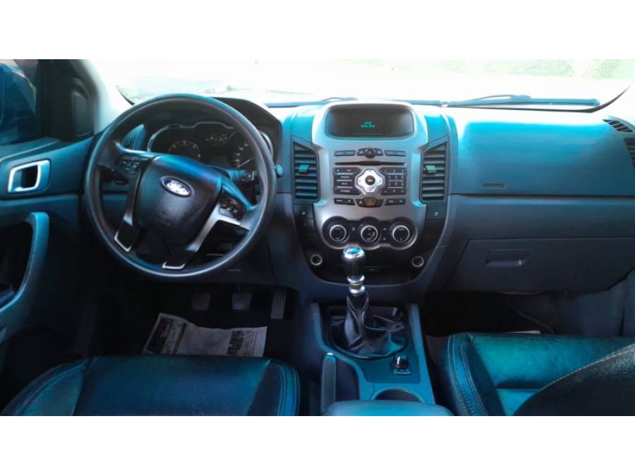 FORD - RANGER - 2014/2014 - Branca - R$ 101.000,00