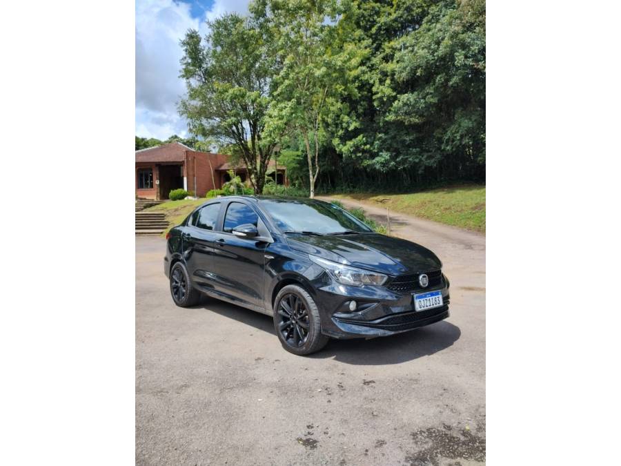 FIAT - CRONOS - 2020/2020 - Preta - R$ 75.900,00
