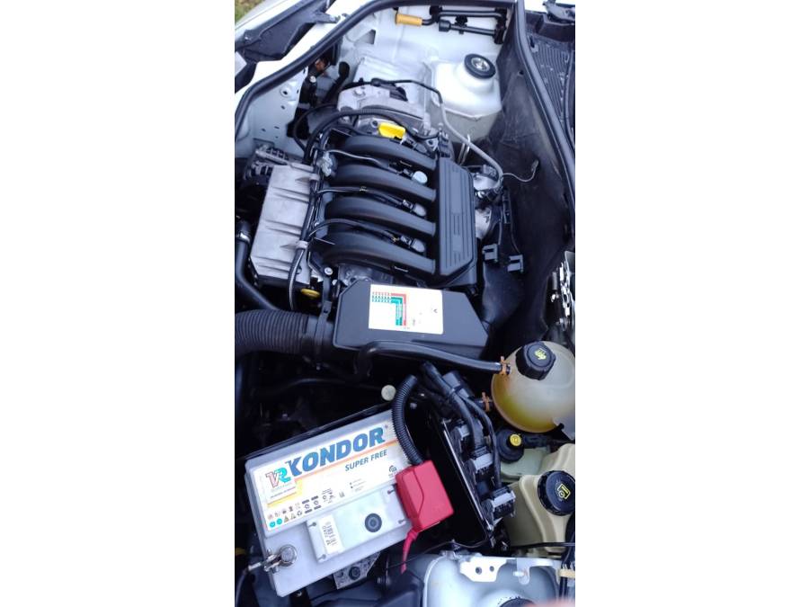 RENAULT - KANGOO - 2012/2013 - Branca - R$ 45.000,00