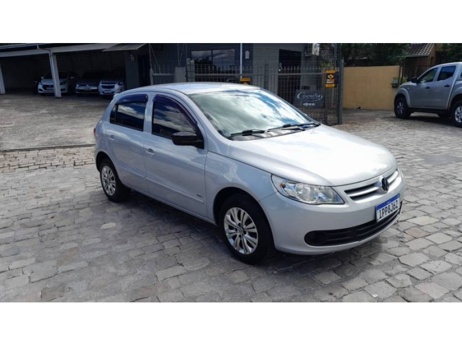 VOLKSWAGEN - GOL - 2009/2009 - Prata - R$ 27.000,00
