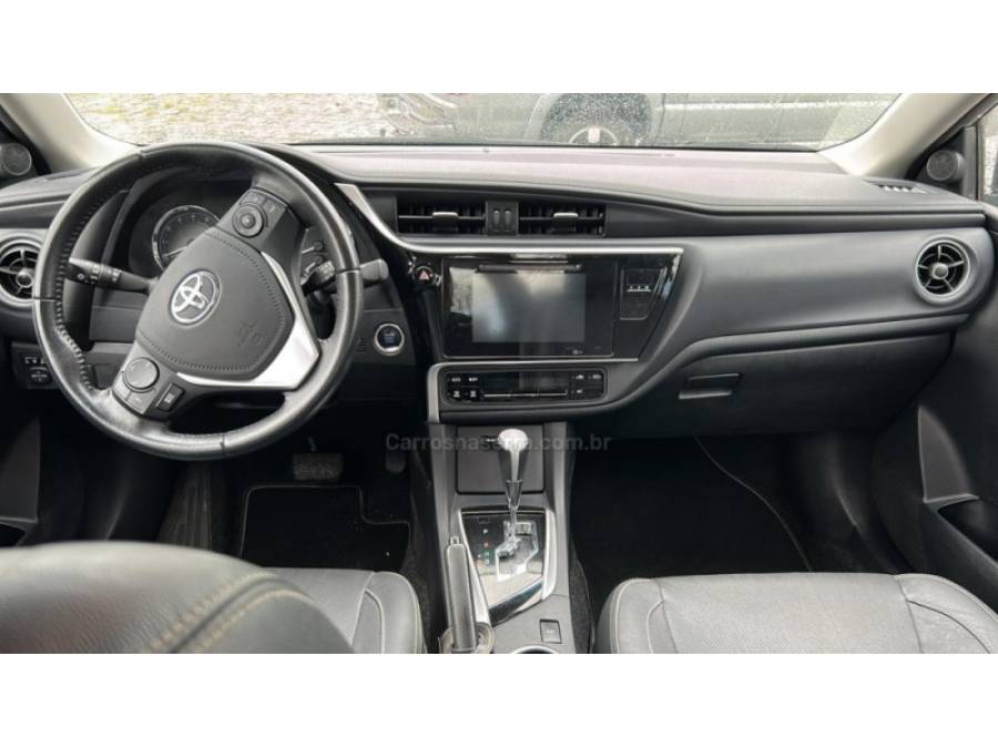 TOYOTA - COROLLA - 2019/2019 - Prata - R$ 116.000,00