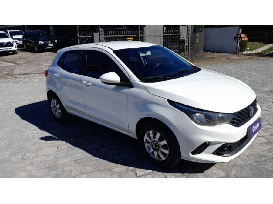 FIAT - ARGO - 2018/2018 - Branca - R$ 49.000,00