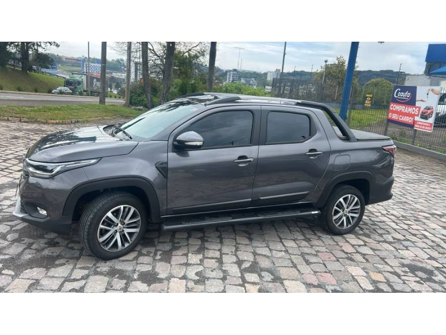 FIAT - STRADA - 2022/2023 - Cinza - R$ 112.000,00