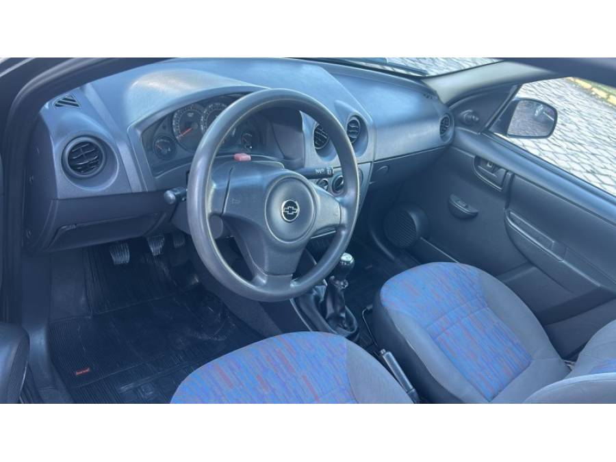 CHEVROLET - CELTA - 2010/2011 - Preta - R$ 24.000,00