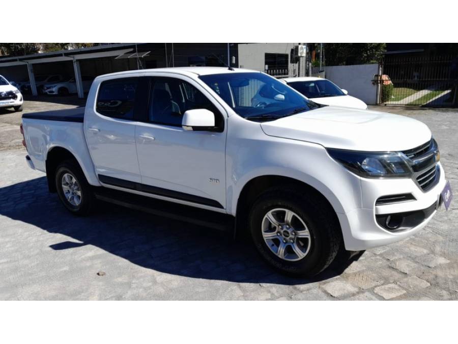 CHEVROLET - S10 - 2018/2019 - Branca - R$ 128.000,00