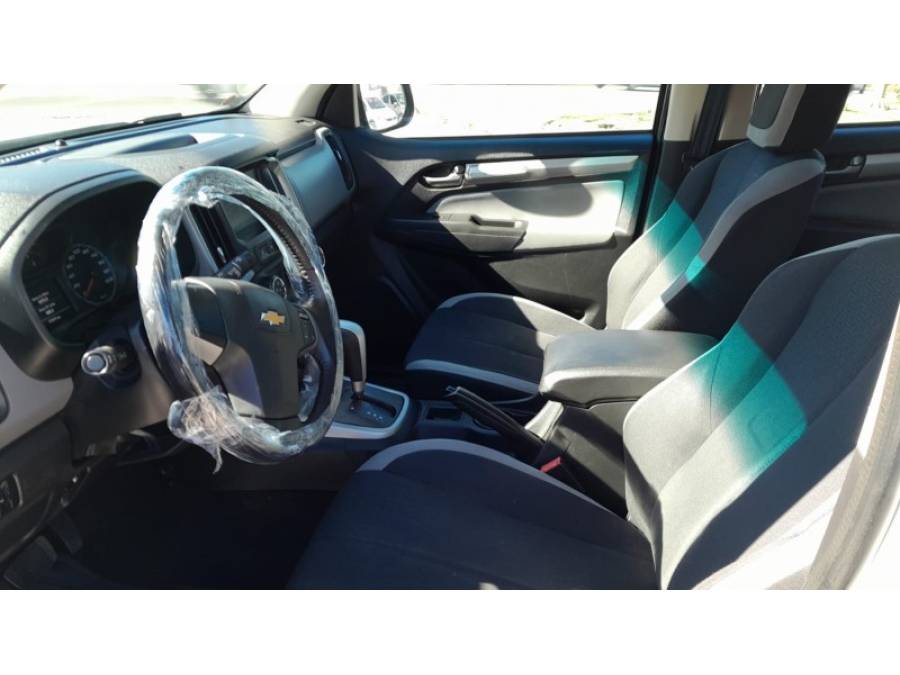 CHEVROLET - S10 - 2018/2019 - Branca - R$ 128.000,00