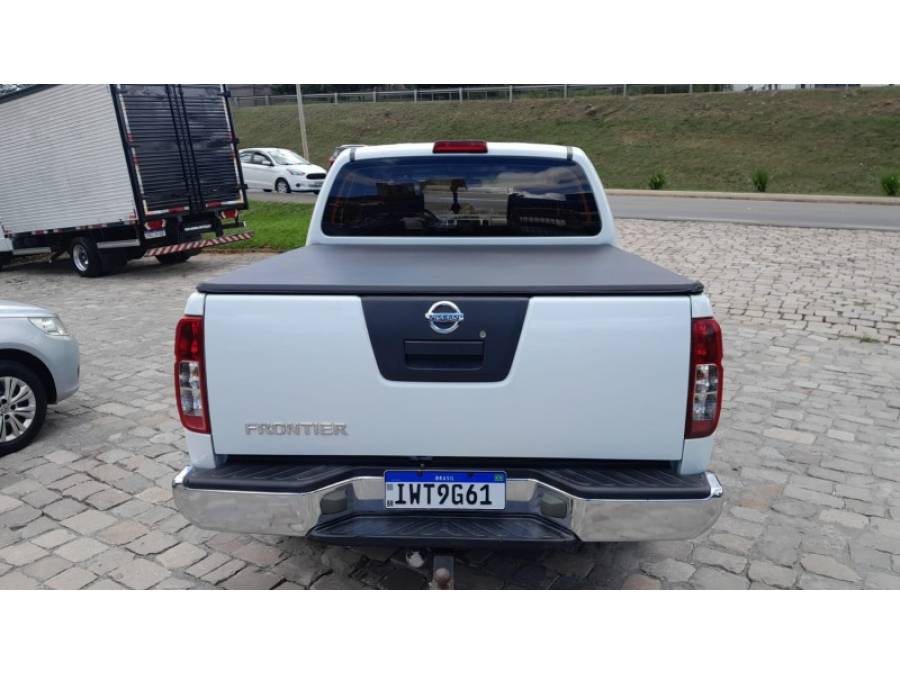 NISSAN - FRONTIER - 2015/2015 - Branca - R$ 96.000,00