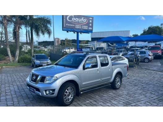 NISSAN - FRONTIER - 2015/2015 - Prata - R$ 100.000,00