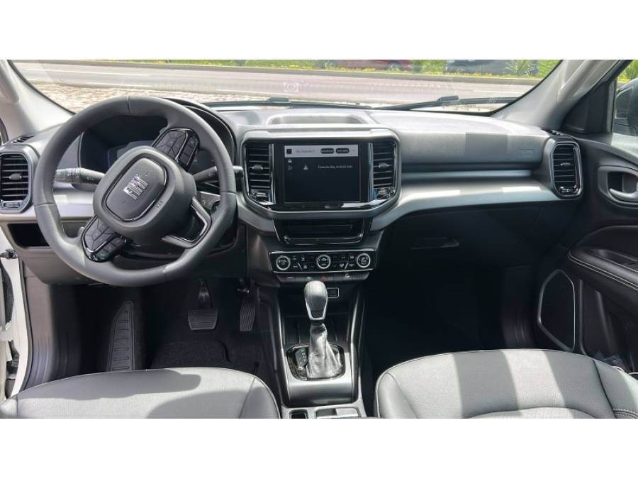 FIAT - TORO - 2025/2026 - Branca - R$ 161.000,00