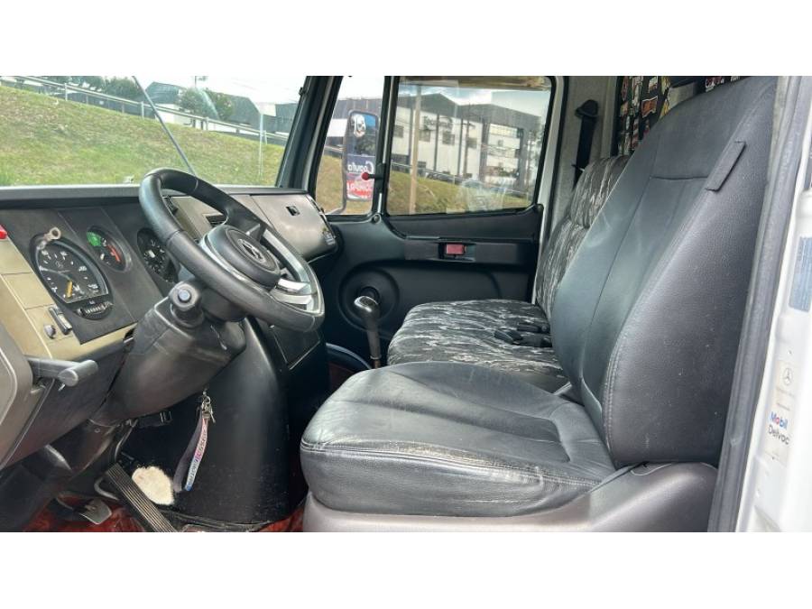 MERCEDES-BENZ - 710 - 2007/2007 - Branca - R$ 155.000,00