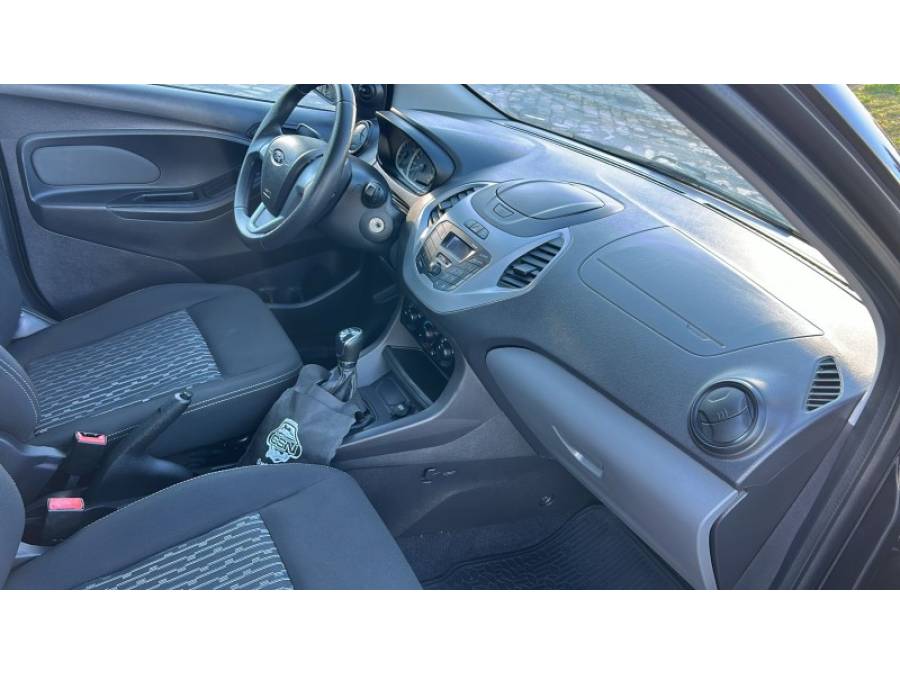 FORD - KA + - 2015/2016 - Preta - R$ 39.000,00