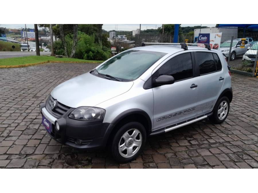 VOLKSWAGEN - CROSSFOX - 2009/2009 - Prata - R$ 30.900,00