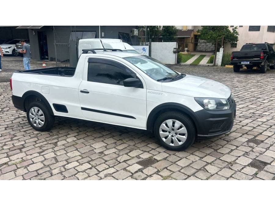 VOLKSWAGEN - SAVEIRO - 2017/2018 - Branca - R$ 53.000,00