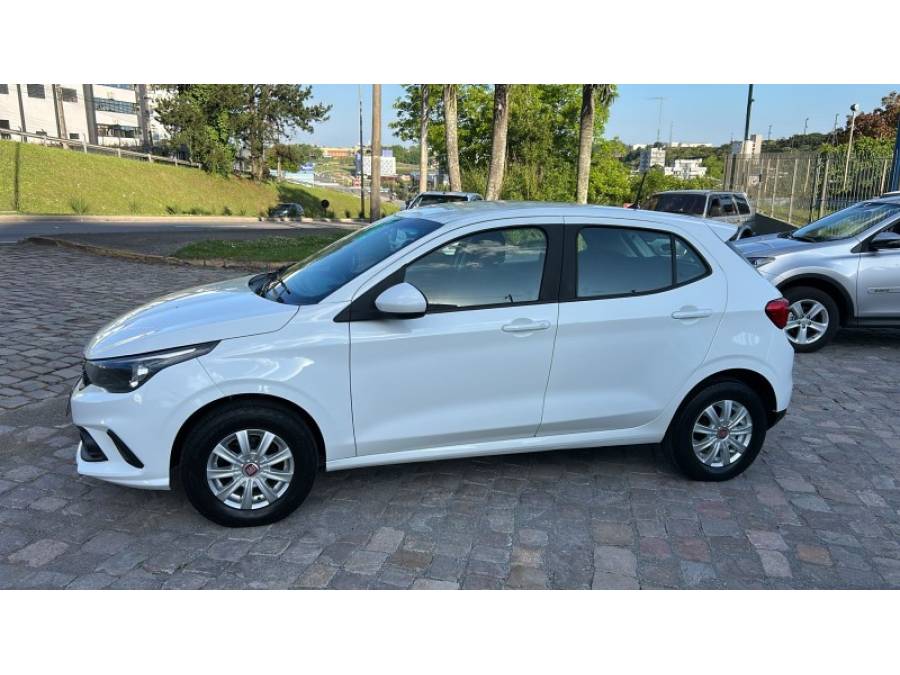 FIAT - ARGO - 2018/2018 - Branca - R$ 51.900,00