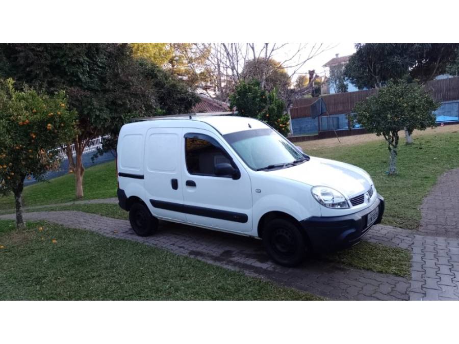 RENAULT - KANGOO - 2012/2013 - Branca - R$ 45.000,00