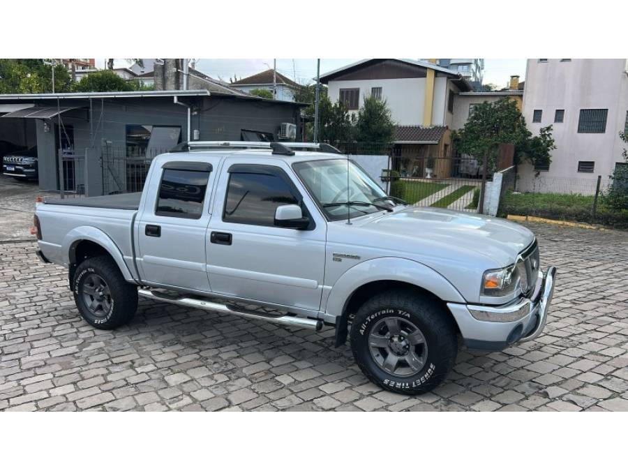 FORD - RANGER - 2007/2008 - Prata - R$ 72.000,00