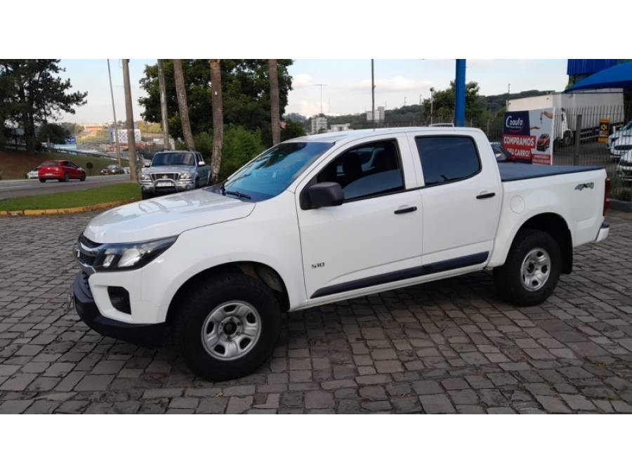 CHEVROLET - S10 - 2020/2021 - Branca - R$ 136.000,00