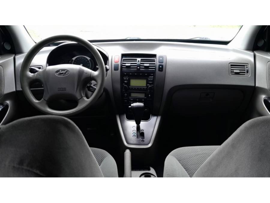 HYUNDAI - TUCSON - 2011/2012 - Prata - R$ 45.000,00