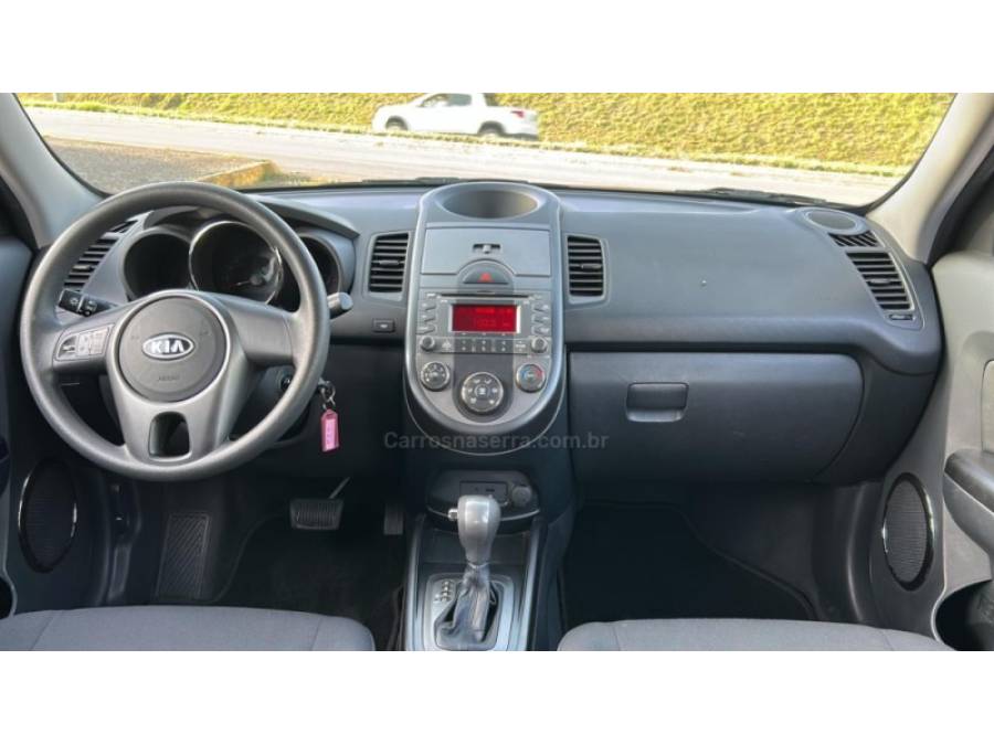 KIA MOTORS - SOUL - 2011/2012 - Preta - R$ 49.900,00